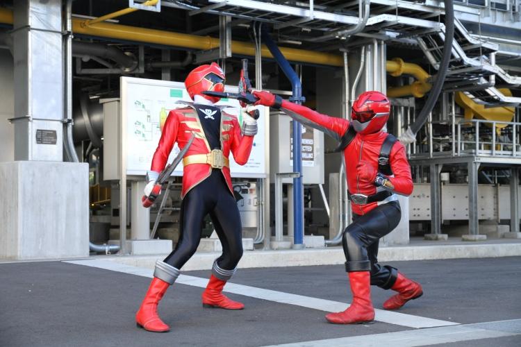 特命戦隊ゴーバスターズＶＳ海賊戦隊ゴーカイジャー THE MOVIE ポスター