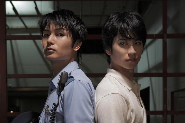 月と嘘と殺人 ポスター